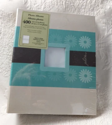Pinnacle Frames Photo Album Flower Design on Front New Holds 4x6 Photos - Image 1 of 4