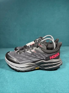 Hoka One Speedgoat 5 GTX Spike Damengröße 8,5 schwarz Laufschuhe - Bild 1 von 7