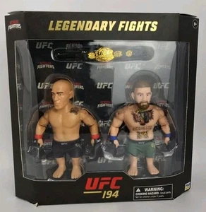 "Figura de 4"" UFC 194 Octagon Fighters Legendary Fights José Aldo Connor McGregor" - Imagen 1 de 4