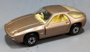 Matchbox Lesney Superfast 59 Porsche 928 in light gold, clear screen, vnmint! - Picture 1 of 5