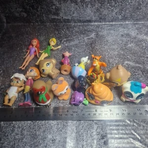 Restposten Konvolut Figuren und Spielzeug  - Bild 1 von 9