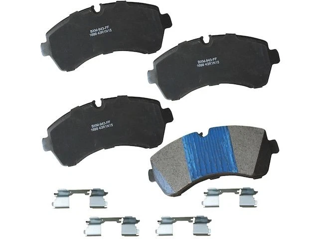 Front Brake Pad Set For 2019-2020 Freightliner Sprinter 2500 QX543MN — 第 1/1 张图片