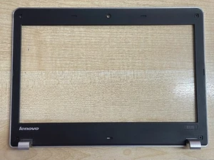Lenovo Thinkpad Edge E135 E130 E145 LCD Screen Bezel Surround Cover 04W4360 - Afbeelding 1 van 2