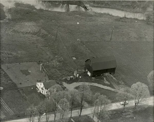 1950s Aerial Photo Midwestern Farmstead, American Sky Views, Chicago, 8x10" - Picture 1 of 2