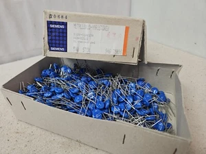 Box mit 500 SIEMENS Metalloxid Varistor Spannung Überspannungsschutz Widerstand - Bild 1 von 9