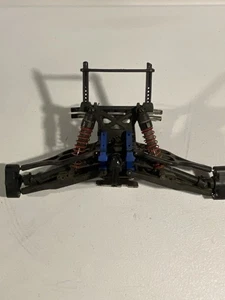 T-MAXX 2.5 3.3 Rear Bulkhead Assembly Rpm - Picture 1 of 3