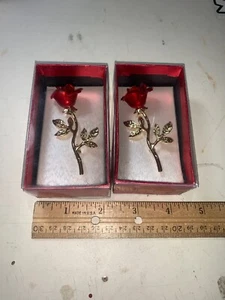 Vintage Rose Pins In Boxes Beautiful Valentines Day Pins - Picture 1 of 12