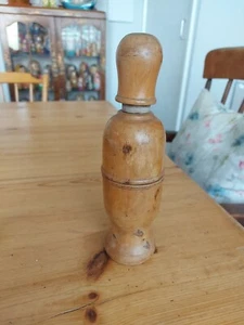 Treen French Bottle Corker - Picture 1 of 6