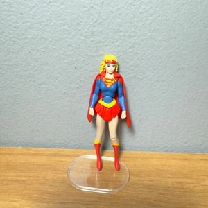 Figura de acción de juguete DC Universe Infinite Heroes Crisis Supergirl Series 3,75 - Imagen 1 de 2