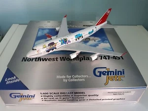 Northwest Airlines Boeing 747 N670US World plane - Foto 1 di 5