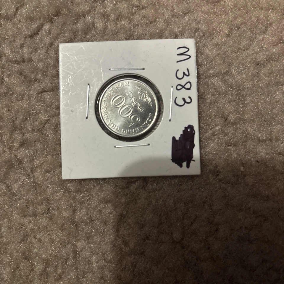 Vietnam 500 Đồng Coin – Modern Vietnamese Currency – Collectible Asian Coin - Image 1 of 2