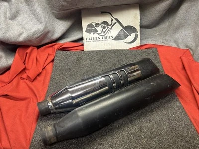 Genuine 14-23 Harley Davidson XL1200 883 Sportster Slash Cut Slip On Mufflers - Image 1 of 4