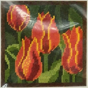 Sunset Designs Set di Aghi Puntatori TULIPANI FIAMMEGGIANTI #5221 Vintage 1977 - Foto 1 di 5
