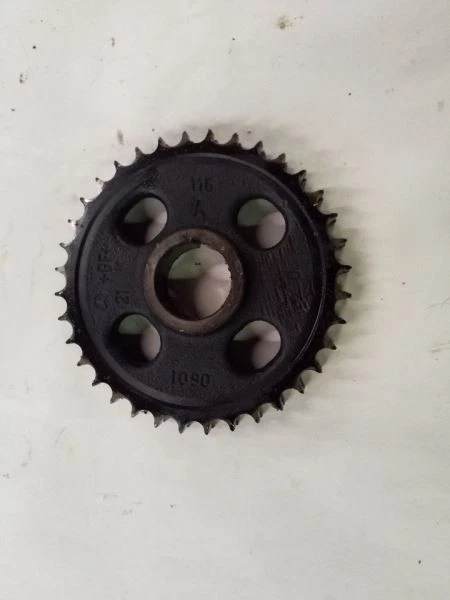 Camshaft Timing Chain Gear Sprocket | Fits 1981-1985 Mercedes Benz 380 - Image 1 of 4