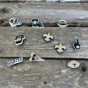 Dije del equipo de fútbol americano New Orleans Saints para zapatos Crocs 11 piezas - Imagen 1 de 5
