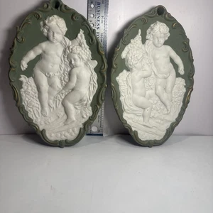 Pr Of Vintage Oval Ceramic Cherub Wall Plaque Japan - Picture 1 of 15