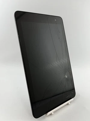 Dell Venue Pro 8 T01D 8" Windows Tablet Cracked Spares And Repairs #D - Image 1 of 4