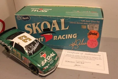 1997 Ken Schrader Skoal 1/24 Action NASCAR Diecast Autographed - Image 1 of 2