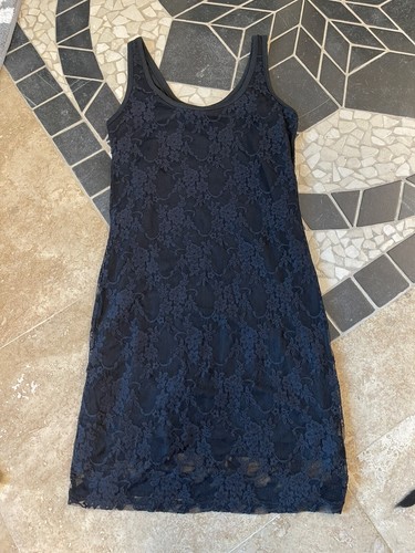 VALENTINO Last Kiss Dress Womens Black Lace Small or Medium Sleeveless Sheath Valentines