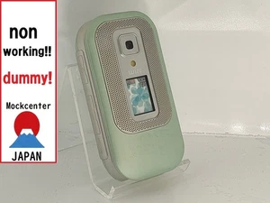 【Factice !】 Téléphone portable HITACHI W32H (couleur verte) au-japon qui ne fonctionne pas - Photo 1 sur 3
