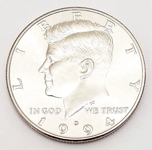 1994 D KENNEDY HALF DOLLAR  AVE CIRCULATED **FREE SHIPPING** - Picture 1 of 2
