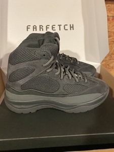 yeezy suede desert boot season 6 graphite