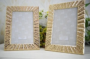 BRAND NEW SET 2 SHEFFIELD HOME GOLD METAL PICTURE FRAME 4 X 6" PHOTOS - Picture 1 of 3