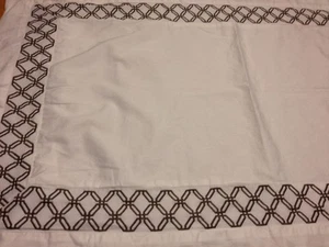 Fieldcrest Luxus KING bestickt weiß braun Knopf Kissenbezug Hülle NEU - Bild 1 von 9