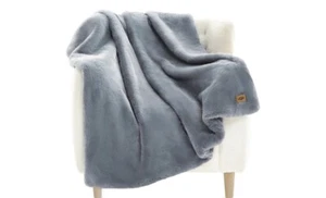 UGG 11069 Euphoria Plüsch Kunstfell Wende Kuschelig Flauschig Decke 50 x 70 Zoll - Bild 1 von 4