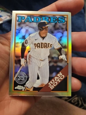 Juan Soto 2023 Topps Chrome #88CU-3 1988 Silver Refractor New York Yankees - Image 1 of 3