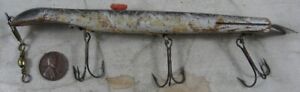 Vintage Wood Fishing Lure Suick Musky Thrillers