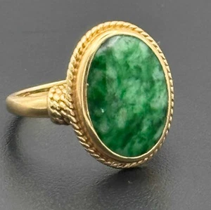 Vtg 9K Gold Ring w Oval Green Jadeite Cabochon Sz 6.75 Marked 14K ITB (SPa) - Picture 1 of 8