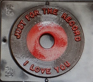 MOLDE DE CHOCOLATE PARA EL DISCO I LOVE YOU 1 CAVIDAD  - Imagen 1 de 1