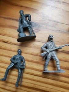 Vintage Civil War Solider Plastic Action Figures two Generals Blue and Grey. - Picture 1 of 8