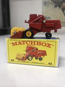Lesney Matchbox #65 Claas Combine Harvester Regular Wheels w/Box - Picture 1 of 5