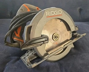 Rigid 6 1/2- Inch Circular Saw Model R3204 - Picture 1 of 6