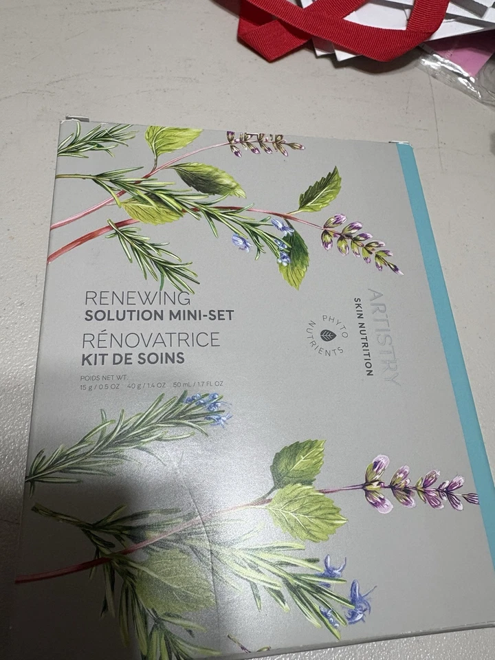 Artistry Skin Nutrition Renewing Solution 3pc. Mini-Set Great for travel 🧳 ✈️ - Image 1 of 1