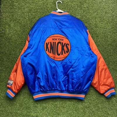 Jaqueta de Cetim Masculina Vintage New York Knicks Grande HARDWOOD CLASSICS Snap Close - Imagem 1 de 4