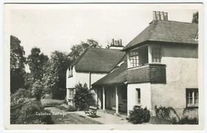 COLINTON COTTAGE - Edinburgh Postcard - Picture 1 of 2