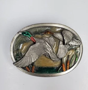 WILD DUCKS MALLARD BIRDS FLYING NATURE VINTAGE BELT BUCKLE SISKIYOU USA 1983 - Picture 1 of 7