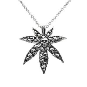 Multiple Skull Necklace Leaf Stainless Steel pendant By Controse - Bild 1 von 8