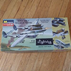 Vintage 1964Monogram P-38 Lockheed Lightning PA97-200 Quarter Inch Scale 
