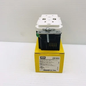 HUBBELL USB15A5W WIRING DIVICE USB CHARGER RECEPTACLE DUPLEX 2 PORTS - 2 POLES - Picture 1 of 9