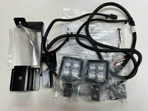 Kit de luces Toro Dingo TX 1000 (solo se adapta a los números de modelo 22328 y 22327) - Imagen 1 de 1