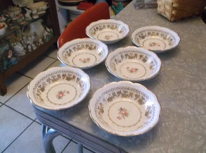 Vintage Stetson 22 Kt Gold Trim 6 Pc American Beauty Friut Bowl / Berry 5 1/4 i - Picture 1 of 7