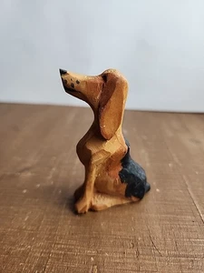 Estatuilla de arte de escultura de perro de madera tallada a mano de colección perro ~3" - Imagen 1 de 17