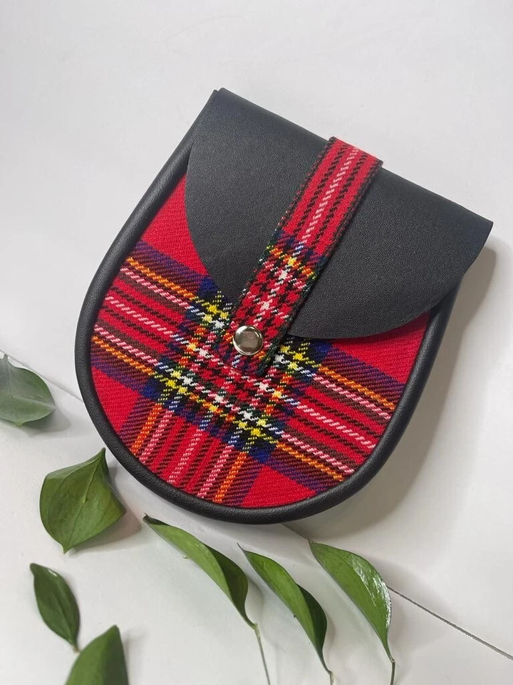 Red Plaid Sporran, with Black Leather Sporran, comes with Belt and Chain - Image 1 of 4
