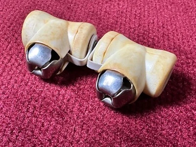 Par de corbatas de zapatos vintage 1960-1980 Jingle Bells Foto 1 de 4