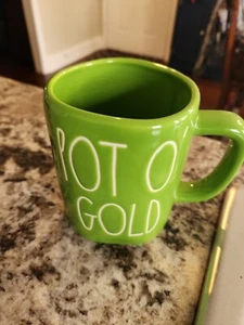 RAE DUNN St Patricks Day LL "POT O' GOLD" Green Mug By Magenta - Picture 1 of 3