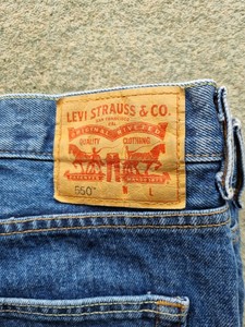 Las mejores ofertas en Vaqueros Levi's 550 para hombres | eBay